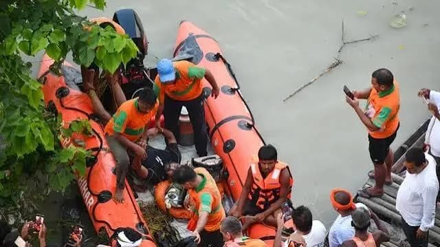  Bihar Ganga Boat Accident: Children Among Those Killed in Vaishali