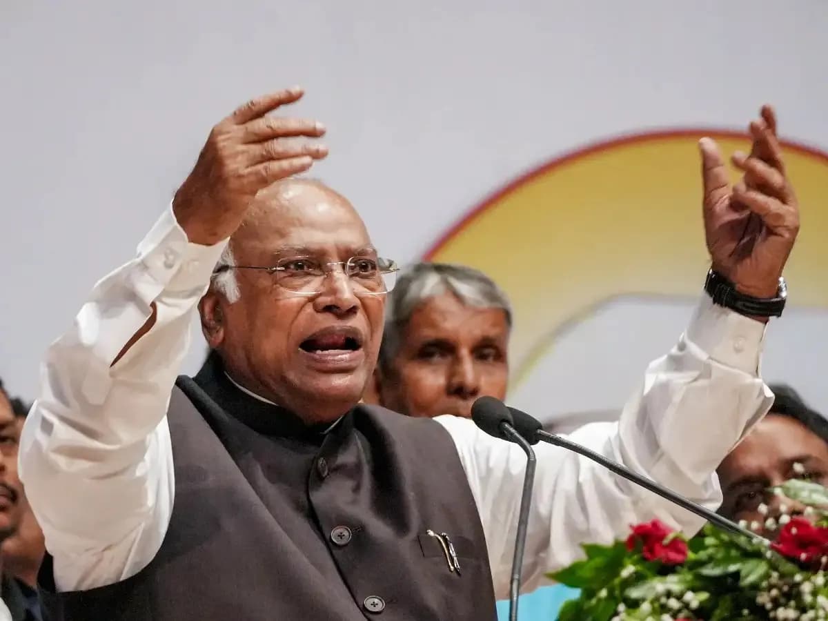 Bihar Congress Announces Statewide Protests Against BJP Over Kharge Remarks Row